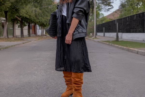 Botas de cuero Candelaria Pérez en uso en la calle